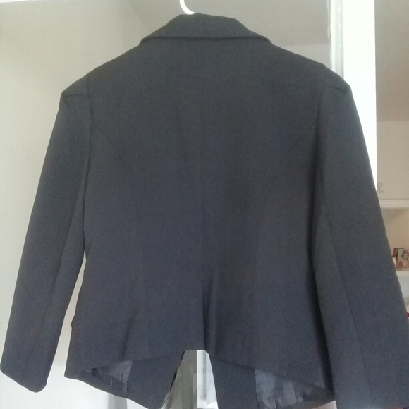 Blazer - Picture 3 of 3